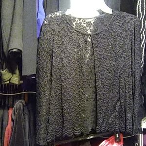 Lace top with stretch size XL